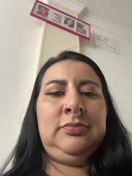 Abril_Luv webcam