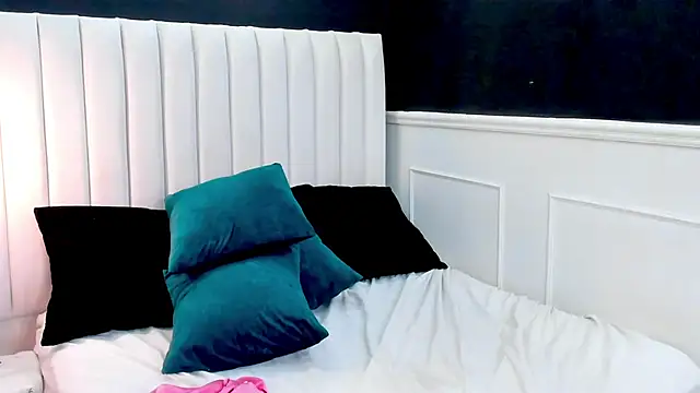 miia_blumm webcam