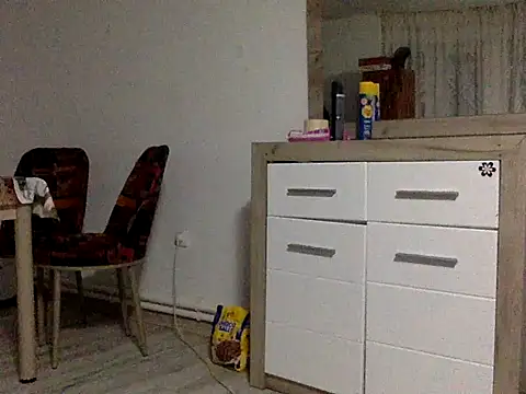 Antoniasweet live sex cam