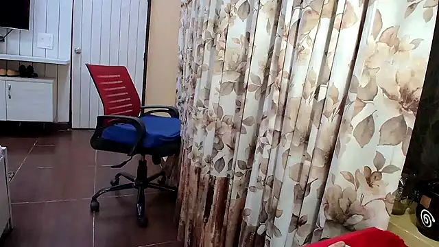 yourradhika webcam