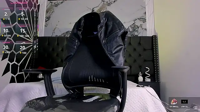 MaximusClark webcam