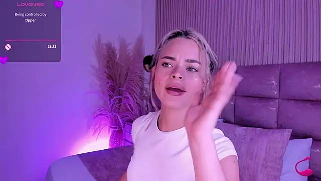 HannaRhodes webcam