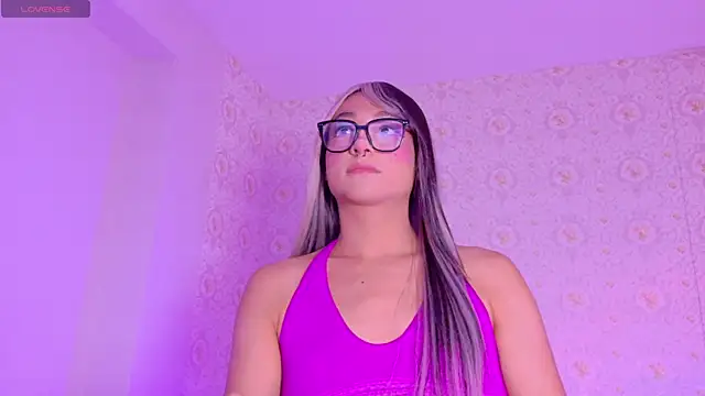Mikavelvet08 webcam