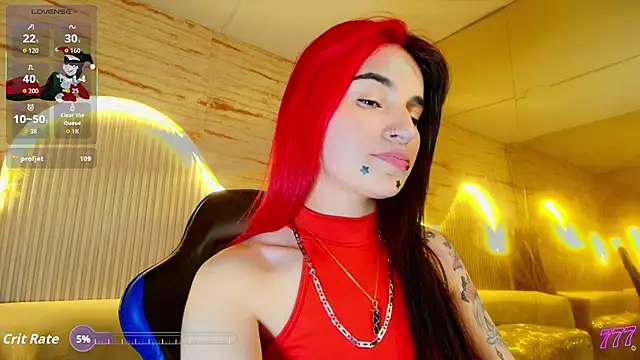 Moon_Red_r webcam