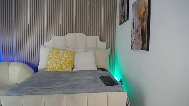 AdrianStark_ webcam
