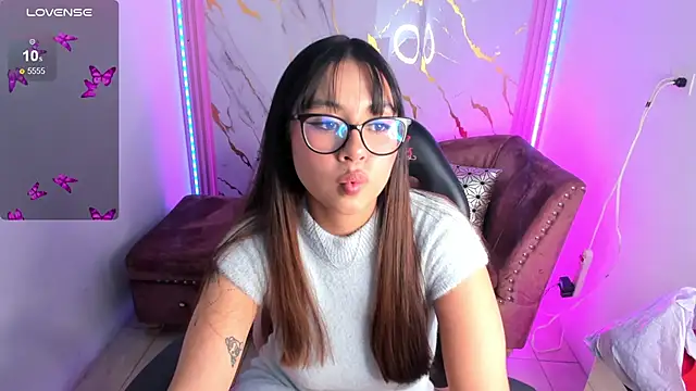 Nasha_abby webcam