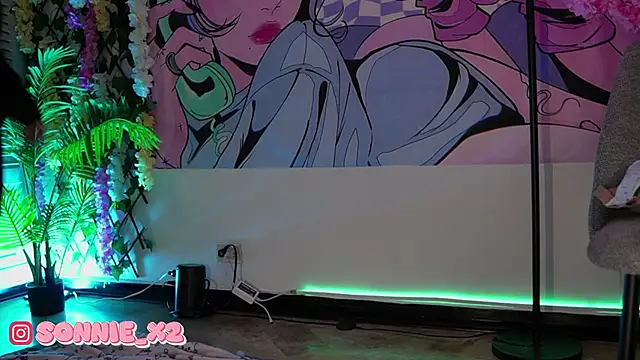 Watch Sonnie_mami live on EroticFlix - High definition streams