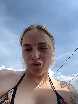 Watch jaseyrae live on EroticFlix - High definition streams