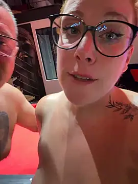 Watch darkmoonsubmissive live on EroticFlix - High definition streams