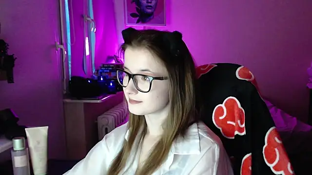 lunaxcherry - LunaXcherry's free webcam - UK Sex Cams