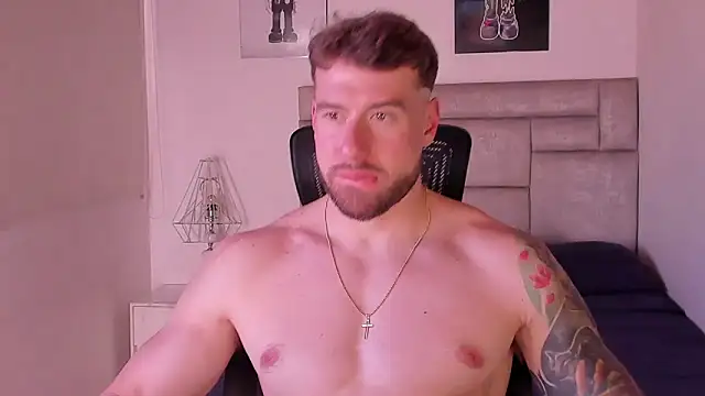 paul_rogerr webcam