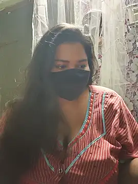 Liyaa_24 webcam