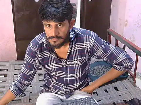HotXKrish webcam