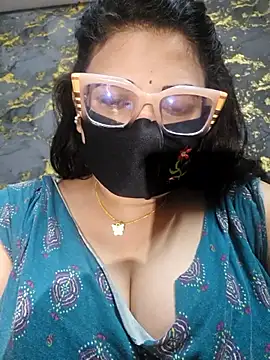 sumubby-11 - Sumubby-11's free webcam - UK Sex Cams