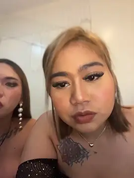 vien_pussy69 - Vien_pussy69's free webcam - UK Sex Cams