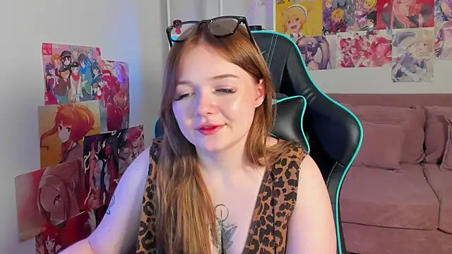 ElinaVale webcam