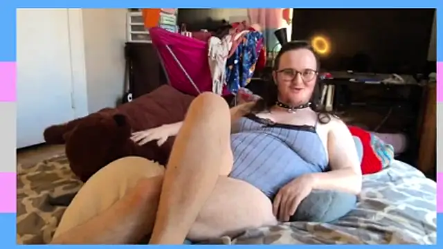 Watch knottyn3bulara live on EroticFlix - High definition streams