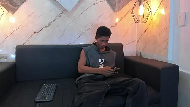 Yoel_Blessed webcam