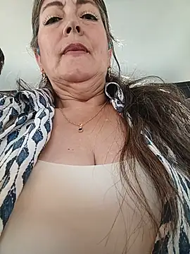 Watch emma_tour live on EroticFlix - High definition streams