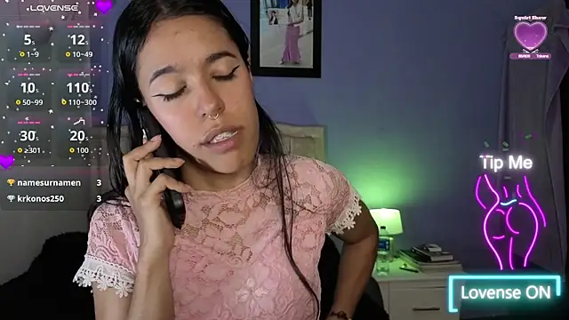 stephania_t webcam