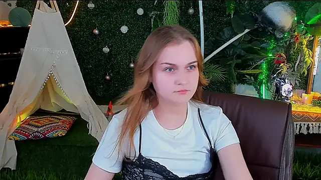LissaTelor webcam