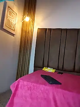 jade_roush webcam