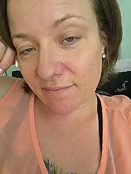 julimonroe webcam