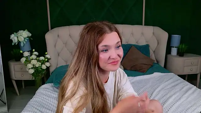 Watch Lina_Sinerz live on EroticFlix - High definition streams