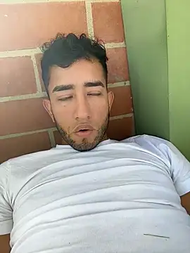 liam_bronw webcam