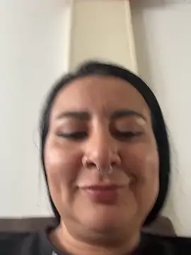 Abril_Luv webcam