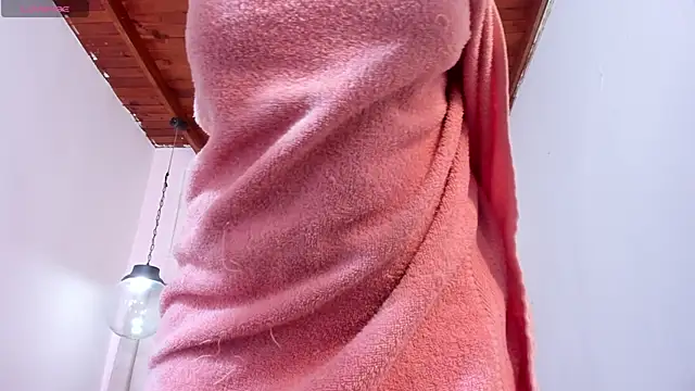 Izelevans live cam on StripChat