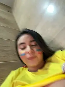Watch jailyncam_ live on EroticFlix - High definition streams