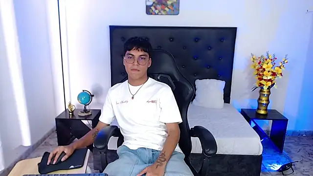 Maecum18 webcam