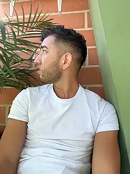 liam_bronw webcam