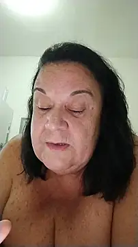 Watch Yaya_Mineira live on EroticFlix - High definition streams