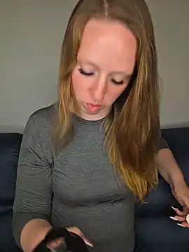 SweetGermanAlina webcam