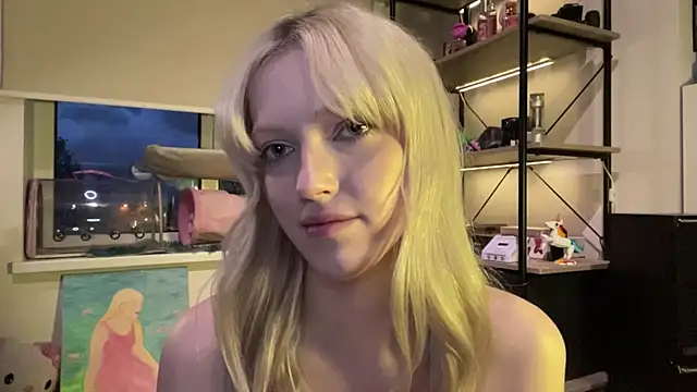 ShoshanaNogueras webcam