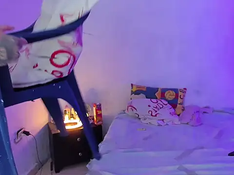 ToxicLoversX webcam