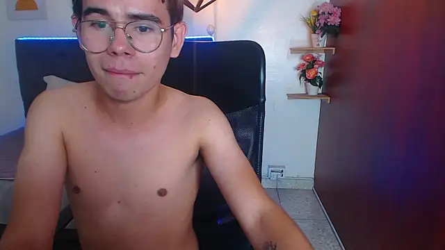 jack__tomas webcam