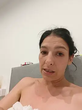 Watch Sposini69 live on EroticFlix - High definition streams
