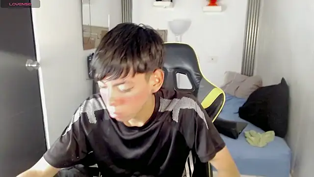 Liarr_ webcam