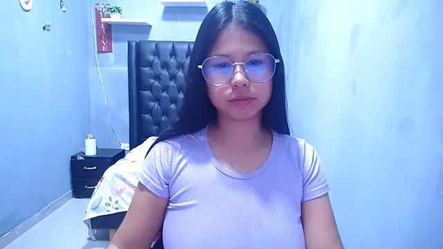 online porn cam Letty Plugxo