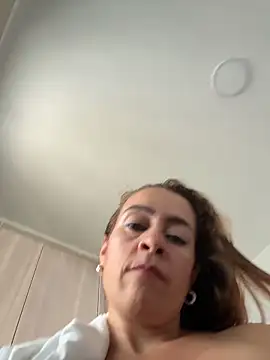 live nude chat Natigoonzalez