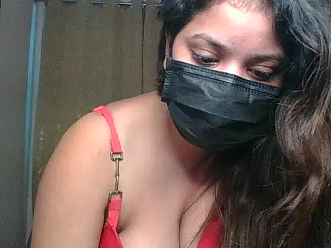 luvruhi webcam