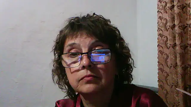 Watch ElizabethGorden live on EroticFlix - High definition streams