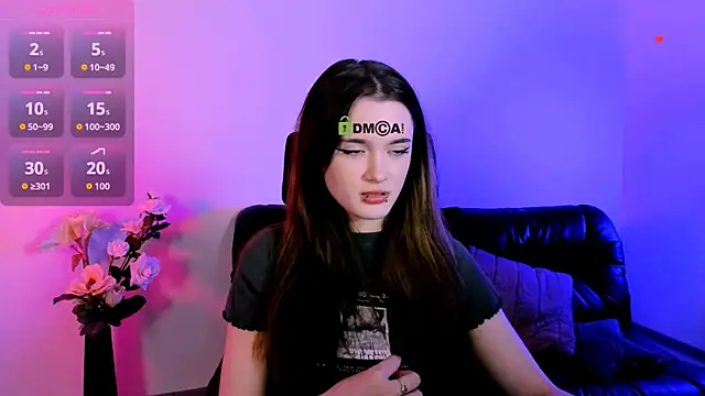 liana_kisses webcam