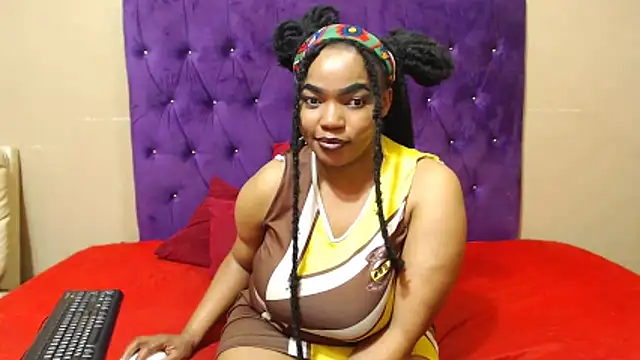 EBONYBUSTYY webcam