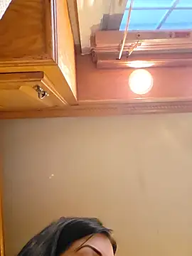 LittleMissEeve webcam