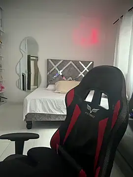 valleryparker - ValleryParker's free webcam - UK Sex Cams