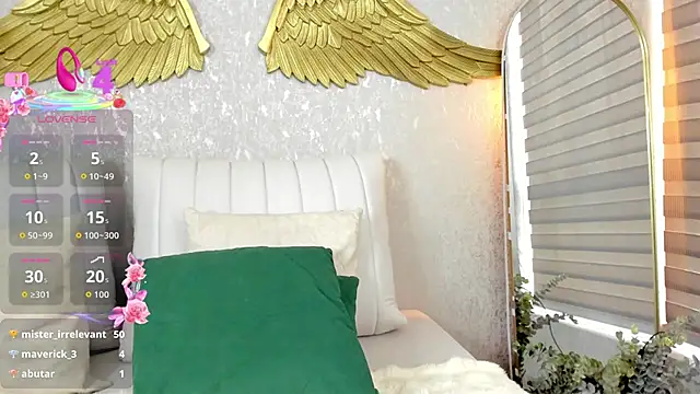 EmmaFerrary webcam